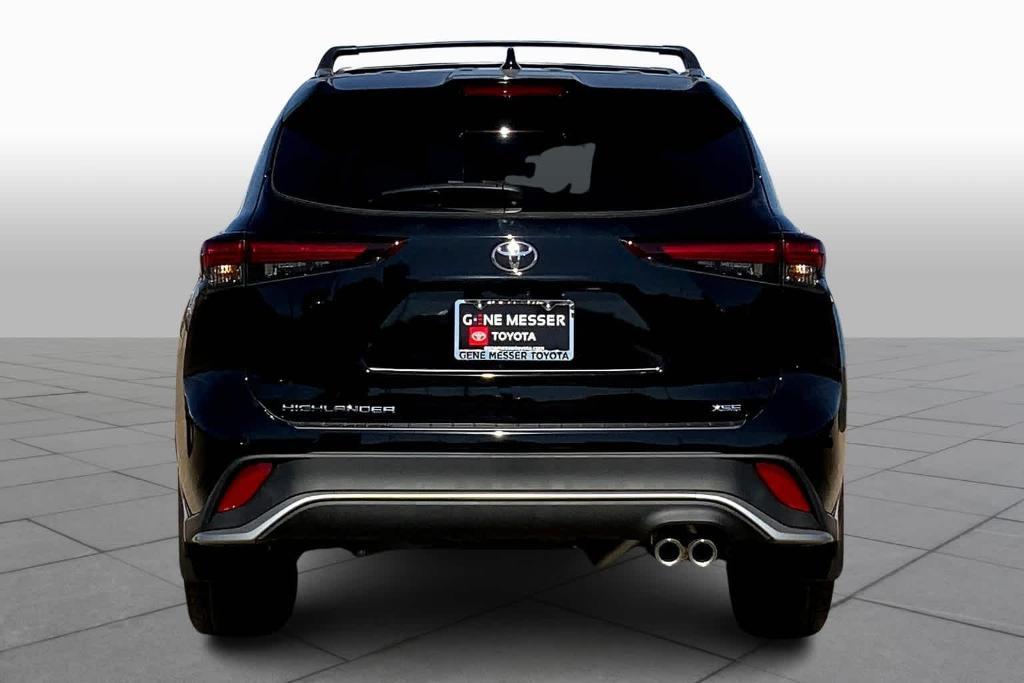 new 2024 Toyota Highlander car, priced at $49,771