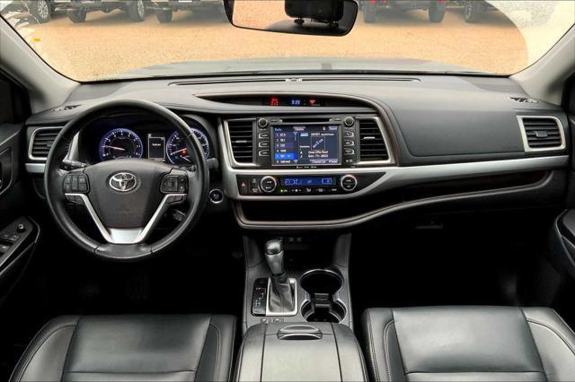 used 2019 Toyota Highlander car, priced at $25,986