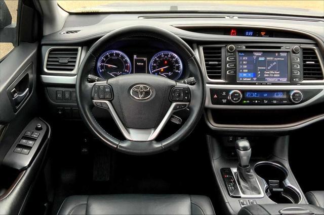 used 2019 Toyota Highlander car, priced at $25,986