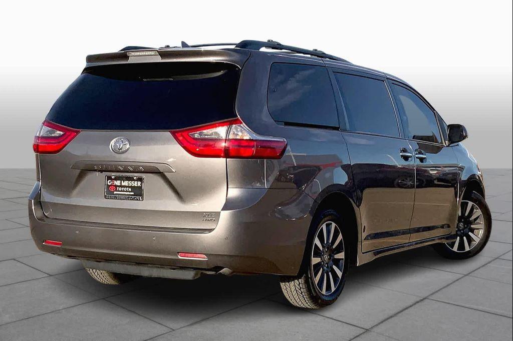 used 2020 Toyota Sienna car, priced at $34,100