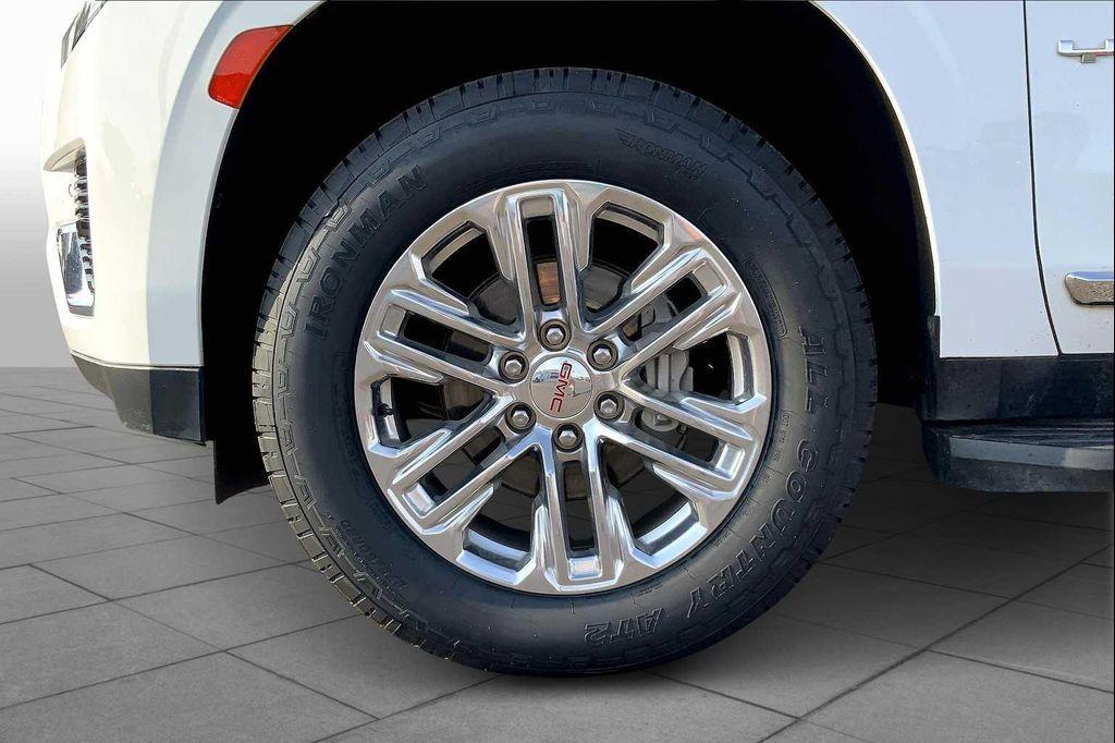 used 2021 GMC Yukon car, priced at $38,500