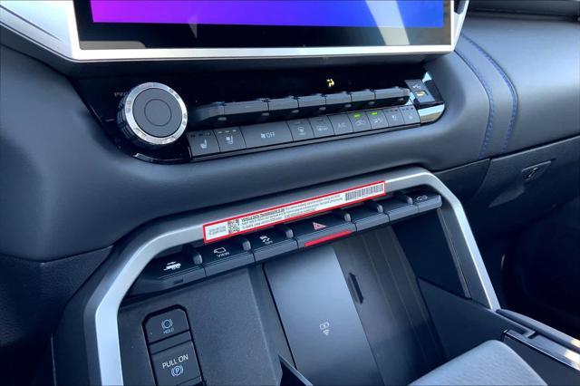 new 2025 Toyota Tundra Hybrid car, priced at $78,289