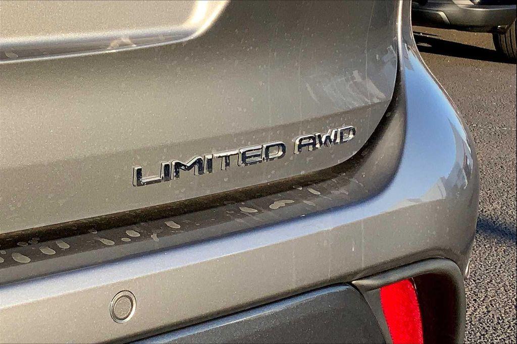 new 2025 Toyota Highlander car, priced at $53,823