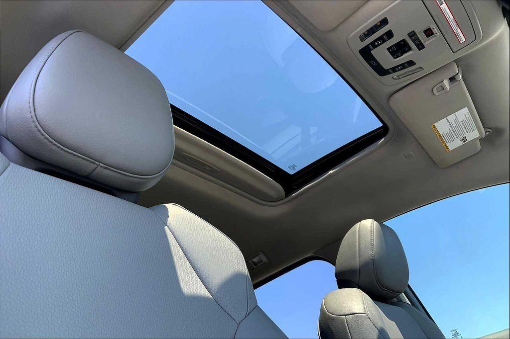 used 2023 Toyota Sienna car, priced at $36,500