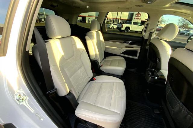 used 2022 Kia Telluride car, priced at $35,486