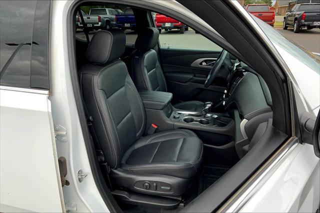 used 2022 Chevrolet Traverse car, priced at $26,600