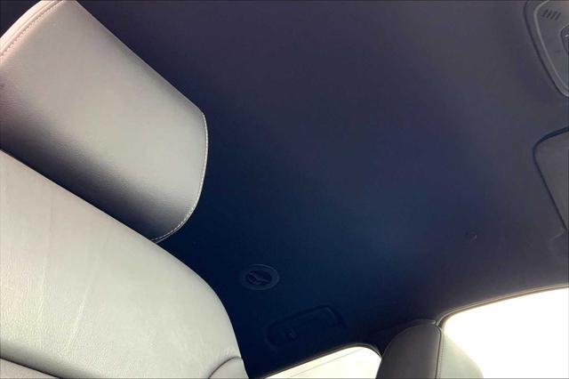 used 2022 Chevrolet Traverse car, priced at $26,600