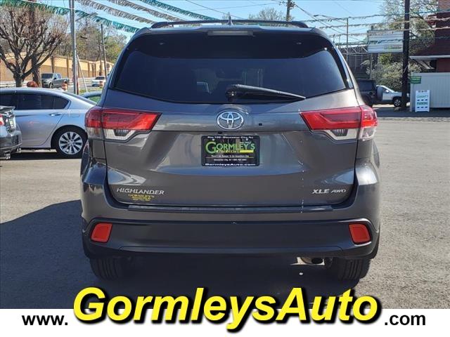 used 2017 Toyota Highlander car, priced at $19,550