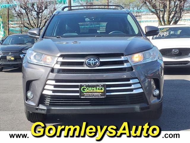 used 2017 Toyota Highlander car, priced at $19,550