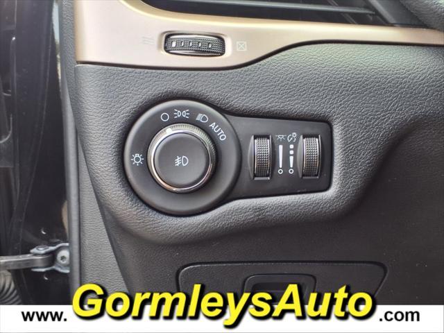 used 2017 Jeep Cherokee car, priced at $12,425