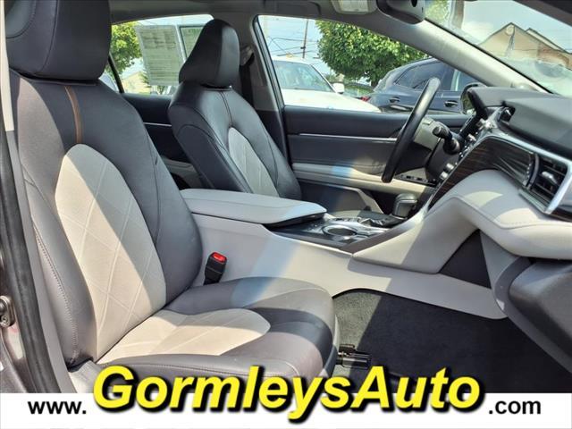 used 2018 Toyota Camry Hybrid car, priced at $21,575