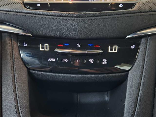 used 2023 Cadillac XT5 car, priced at $34,998