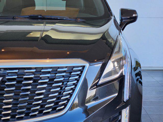 used 2022 Cadillac XT5 car, priced at $34,998