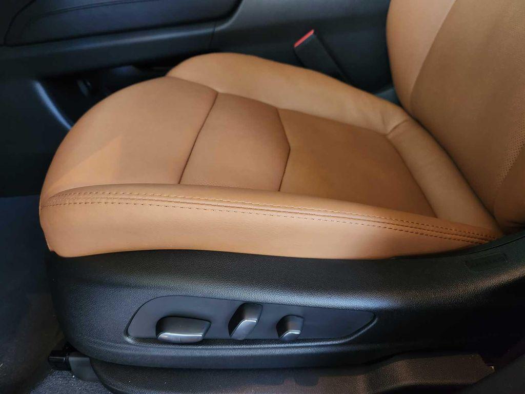 new 2025 Cadillac XT5 car, priced at $59,560