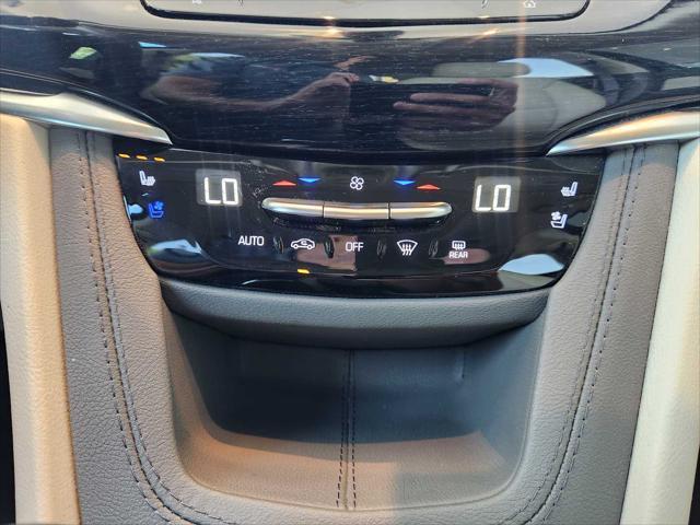 used 2024 Cadillac XT6 car, priced at $47,998