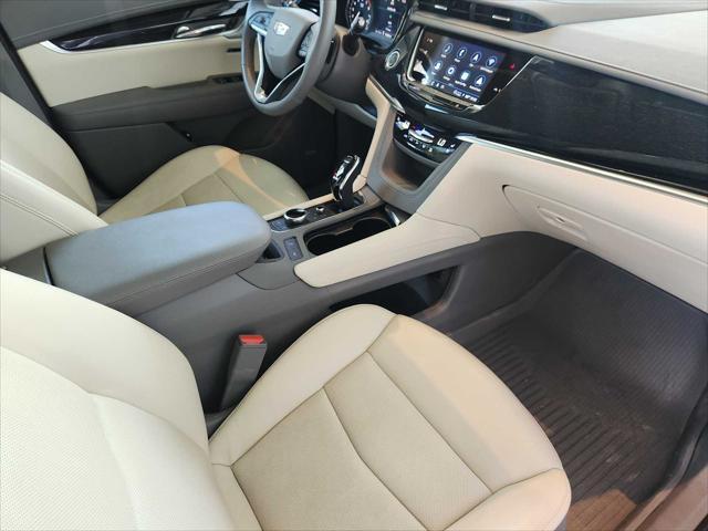 used 2024 Cadillac XT6 car, priced at $47,998