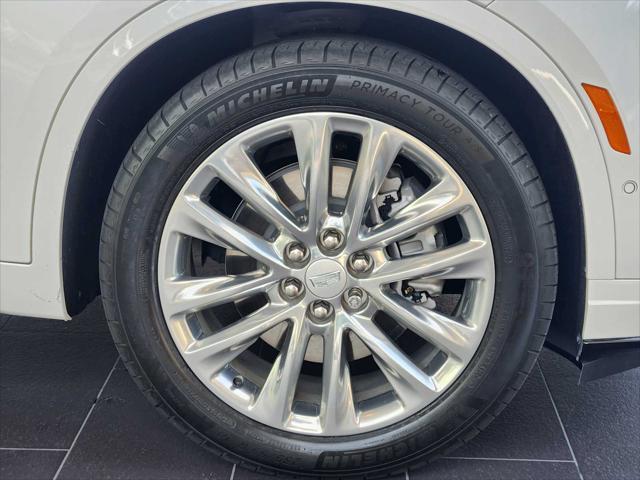 used 2024 Cadillac XT6 car, priced at $47,998