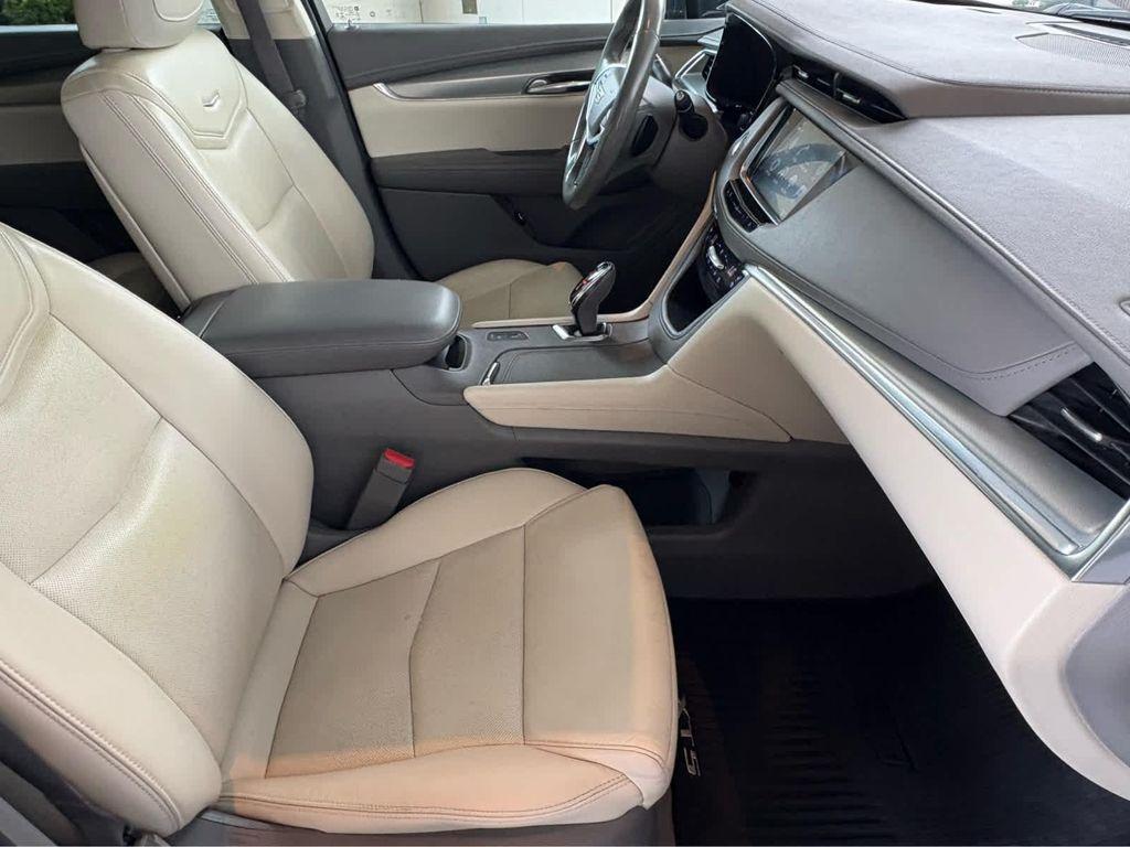 used 2019 Cadillac XT5 car, priced at $16,499