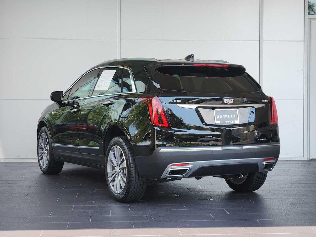 new 2025 Cadillac XT5 car, priced at $53,360