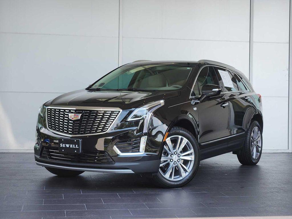 new 2025 Cadillac XT5 car, priced at $53,360