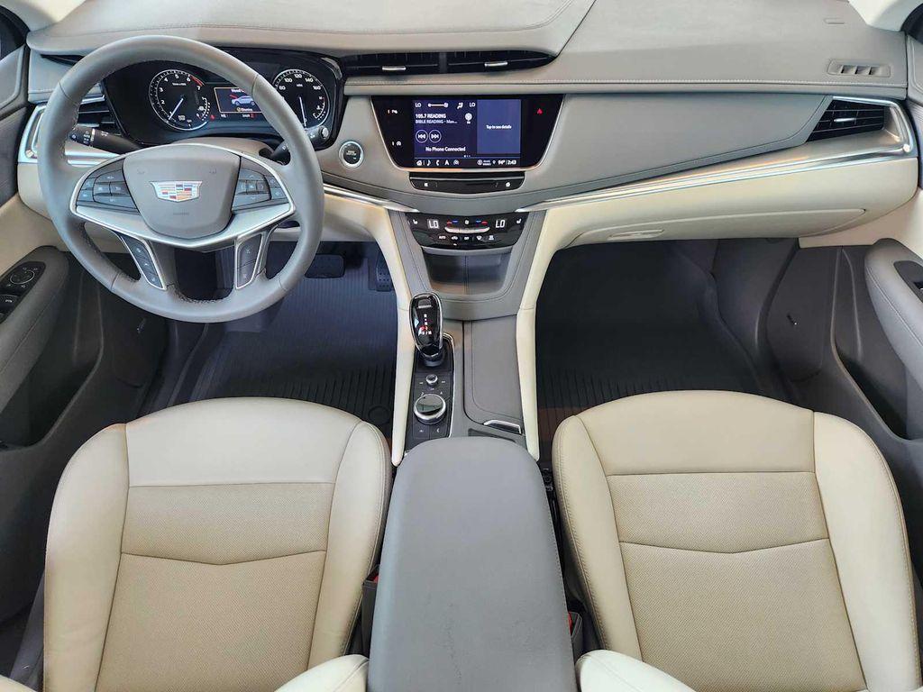 new 2025 Cadillac XT5 car, priced at $53,360