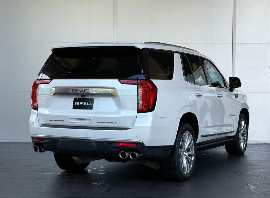 used 2022 GMC Yukon car, priced at $59,998