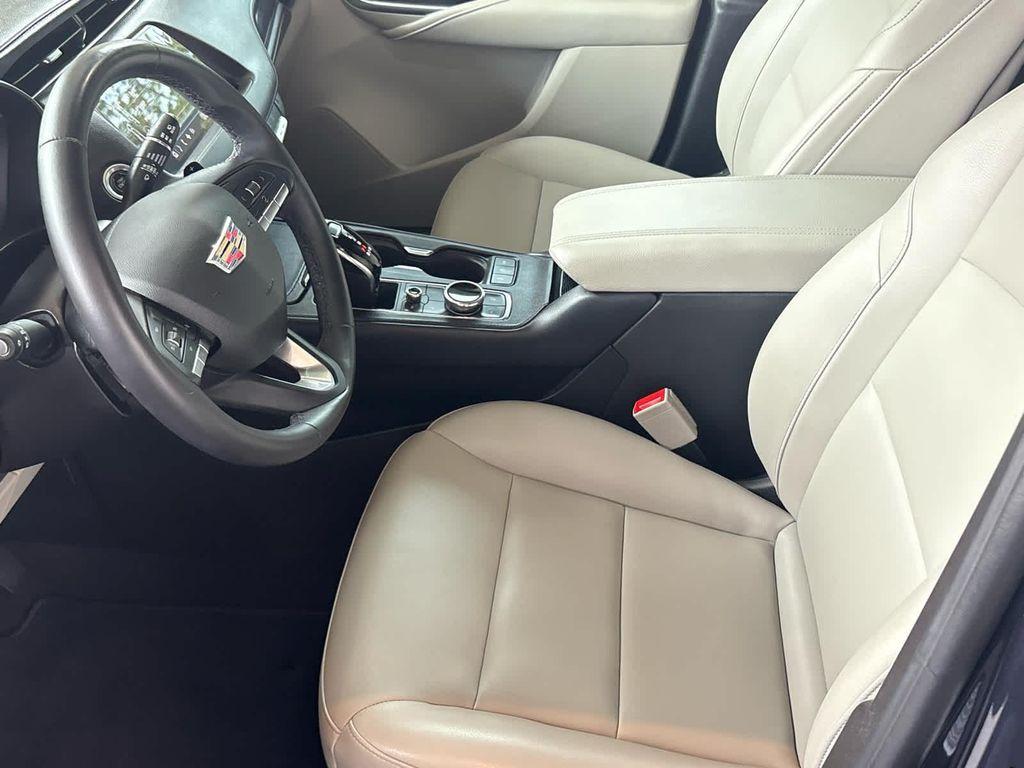 used 2023 Cadillac XT4 car, priced at $29,999