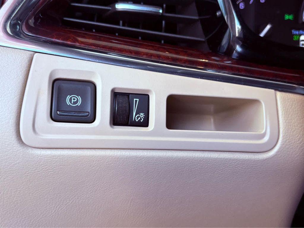 used 2019 Cadillac XT5 car, priced at $18,500
