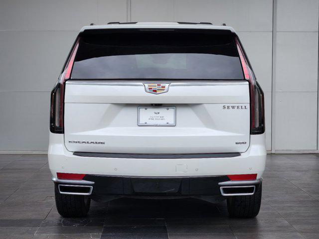 used 2022 Cadillac Escalade ESV car, priced at $72,998