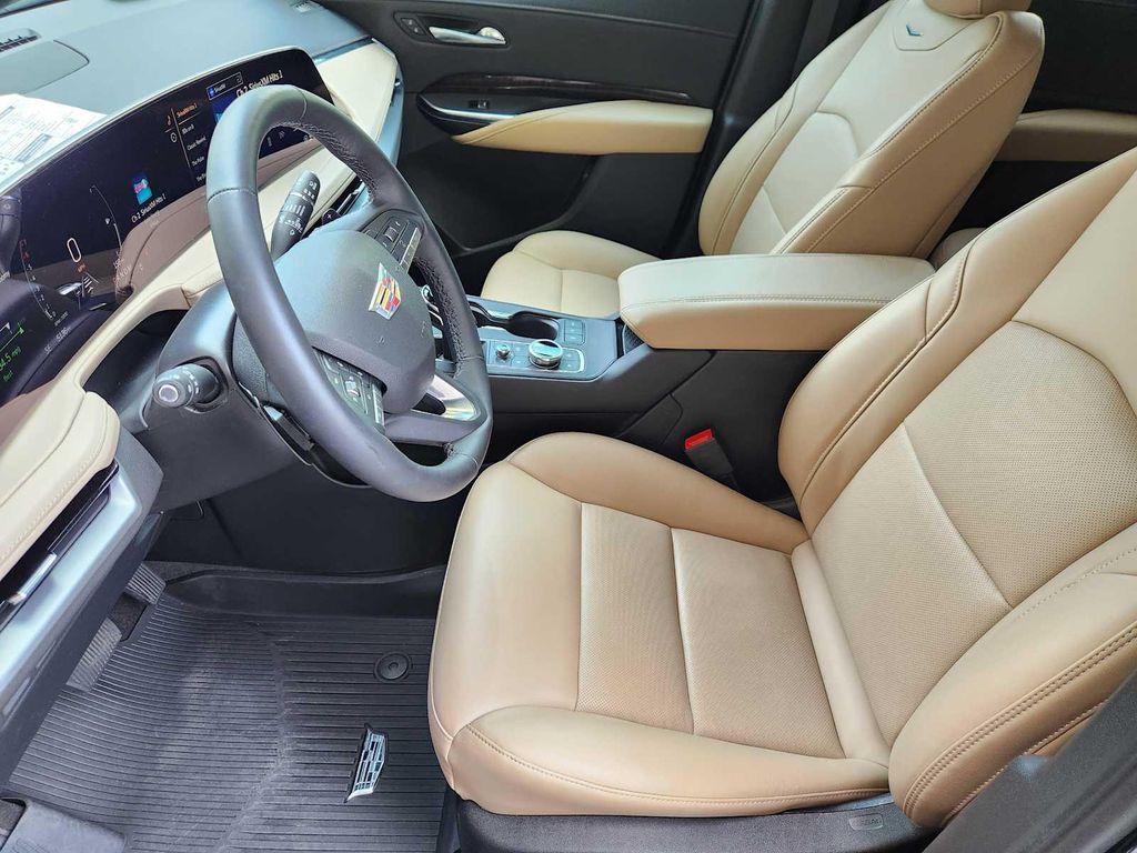 new 2025 Cadillac XT4 car, priced at $47,545