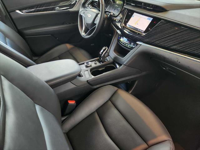 used 2025 Cadillac XT6 car, priced at $49,995