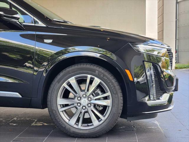 used 2025 Cadillac XT6 car, priced at $49,995