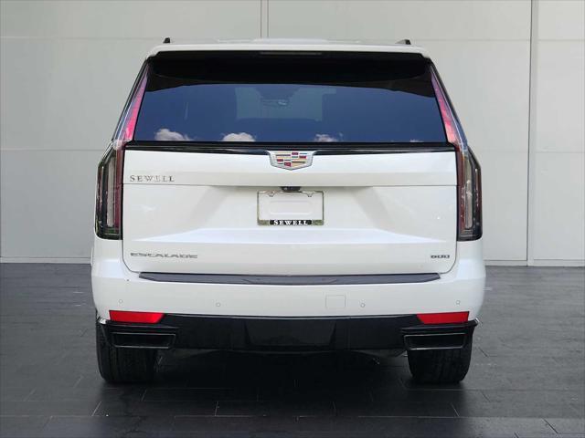 used 2021 Cadillac Escalade ESV car, priced at $47,991