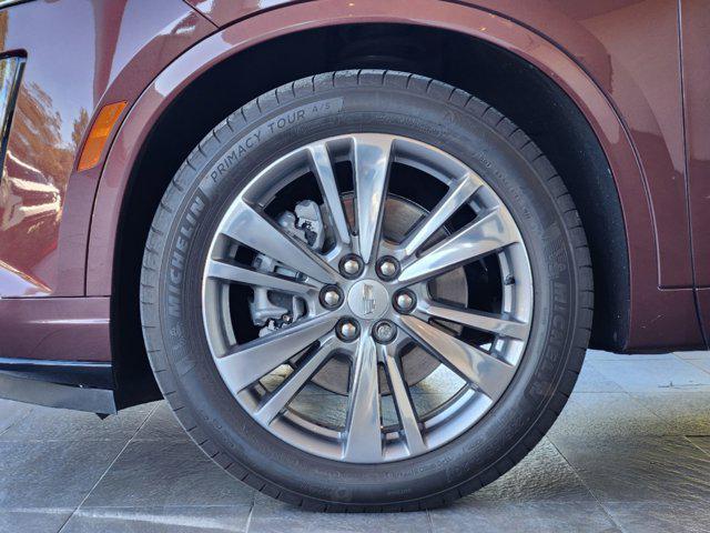 used 2022 Cadillac XT6 car, priced at $38,889