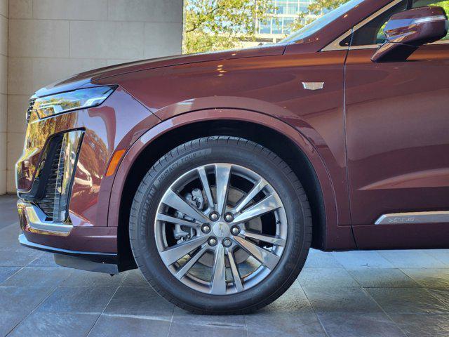 used 2022 Cadillac XT6 car, priced at $38,889