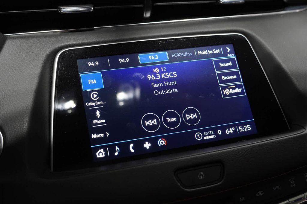 used 2022 Cadillac XT4 car, priced at $28,993