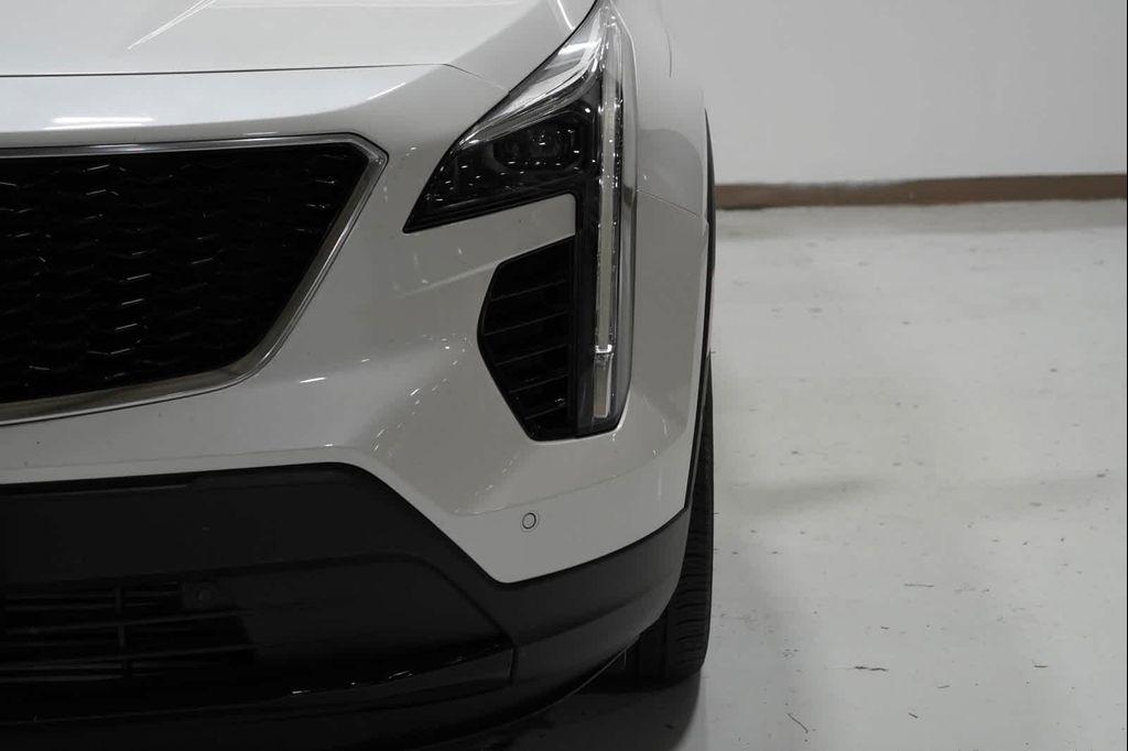 used 2022 Cadillac XT4 car, priced at $28,993