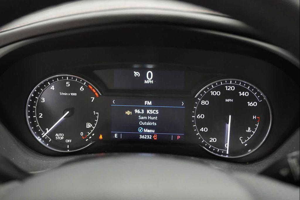 used 2022 Cadillac XT4 car, priced at $28,993