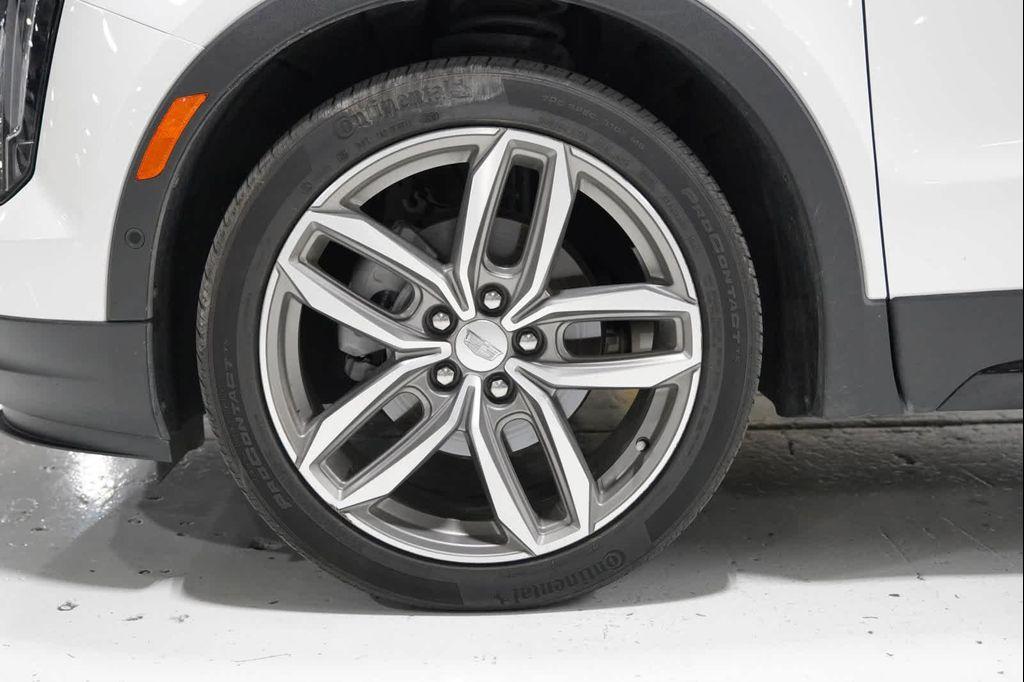 used 2022 Cadillac XT4 car, priced at $28,993