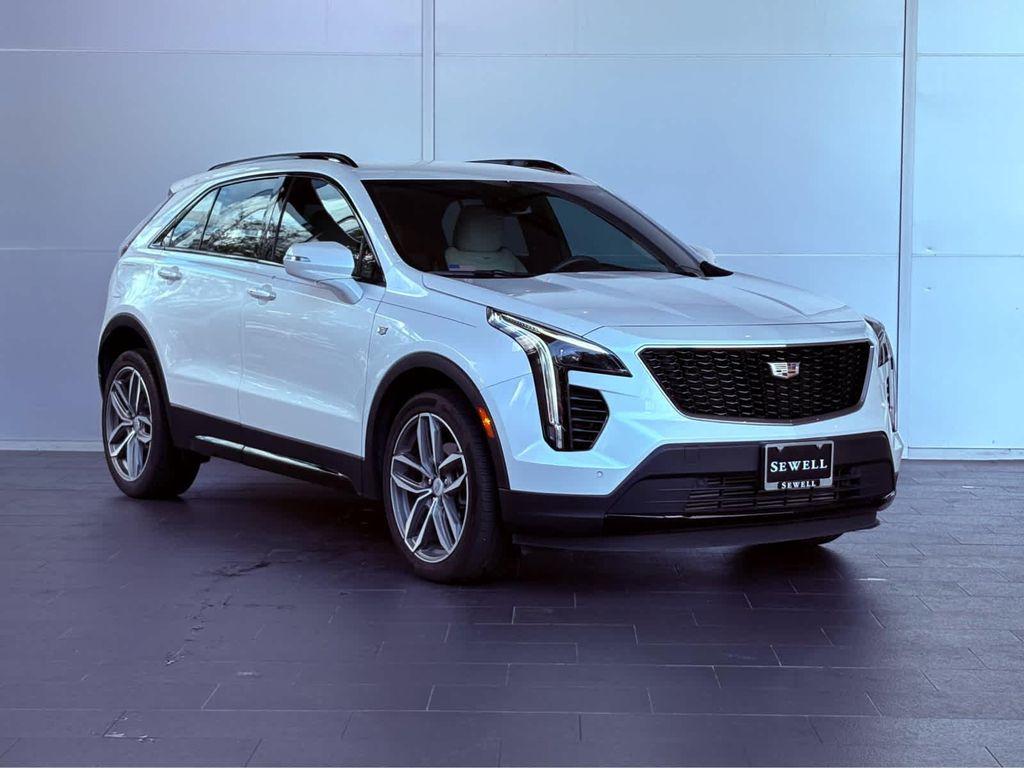 used 2023 Cadillac XT4 car, priced at $31,998