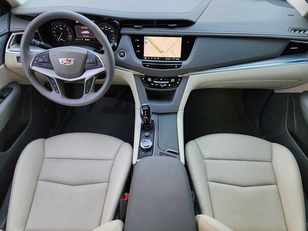 new 2025 Cadillac XT5 car, priced at $58,565