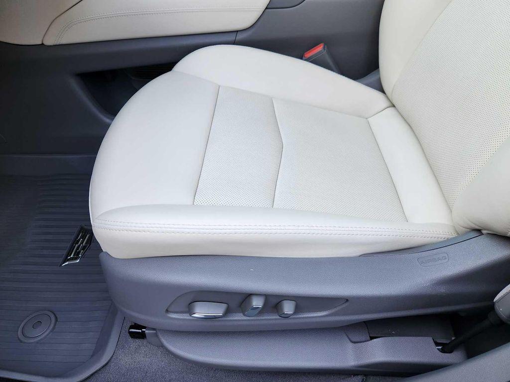 new 2025 Cadillac XT5 car, priced at $58,565