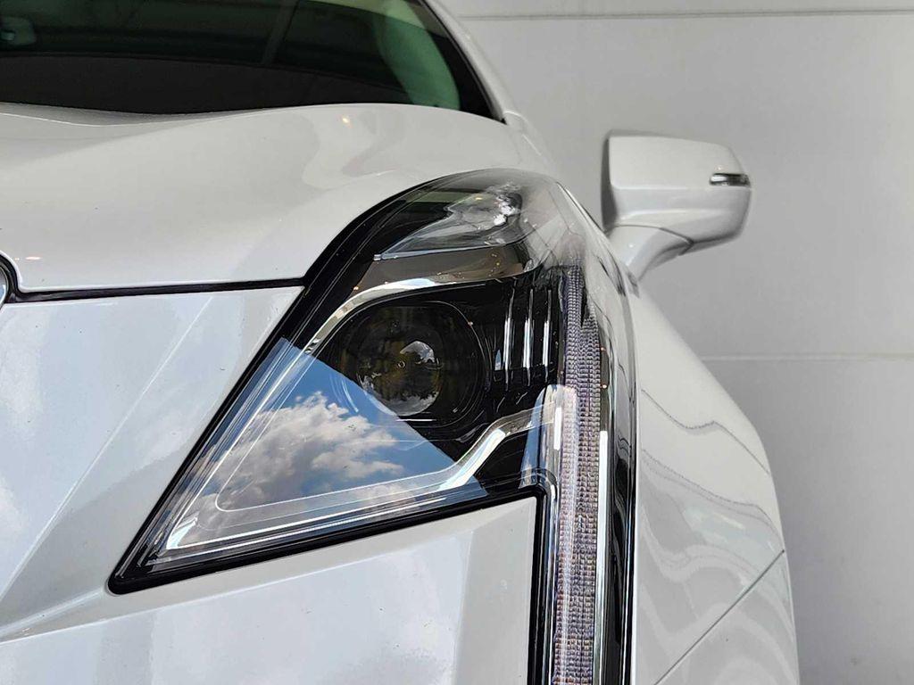 used 2023 Cadillac XT5 car, priced at $36,499