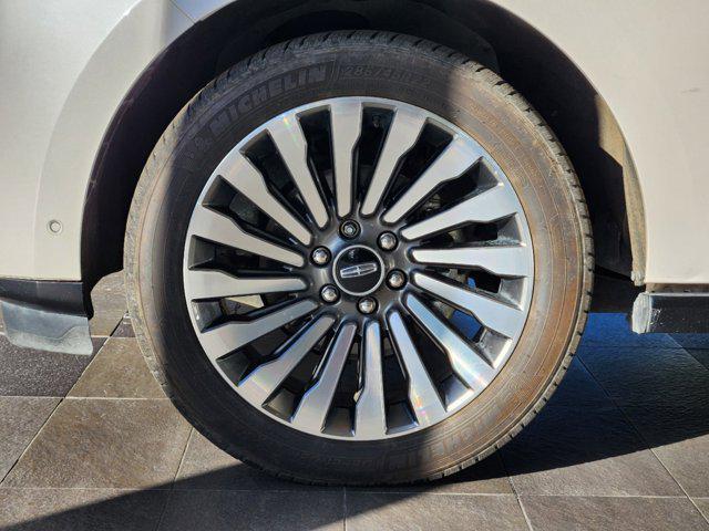 used 2019 Lincoln Navigator car, priced at $33,882