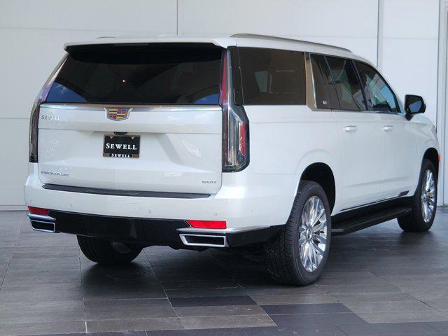 new 2024 Cadillac Escalade ESV car, priced at $104,960