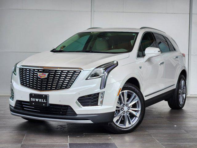 new 2025 Cadillac XT5 car, priced at $54,810