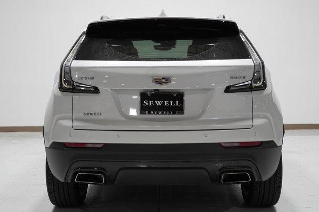 used 2022 Cadillac XT4 car, priced at $29,998