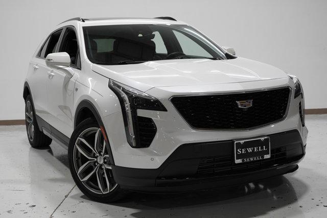 used 2022 Cadillac XT4 car, priced at $29,998