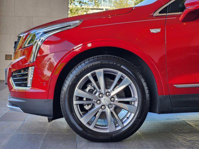 new 2025 Cadillac XT5 car, priced at $58,040