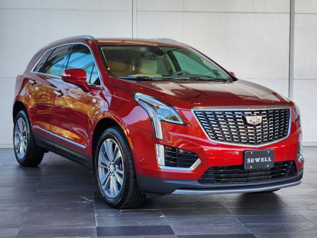 new 2025 Cadillac XT5 car, priced at $58,040